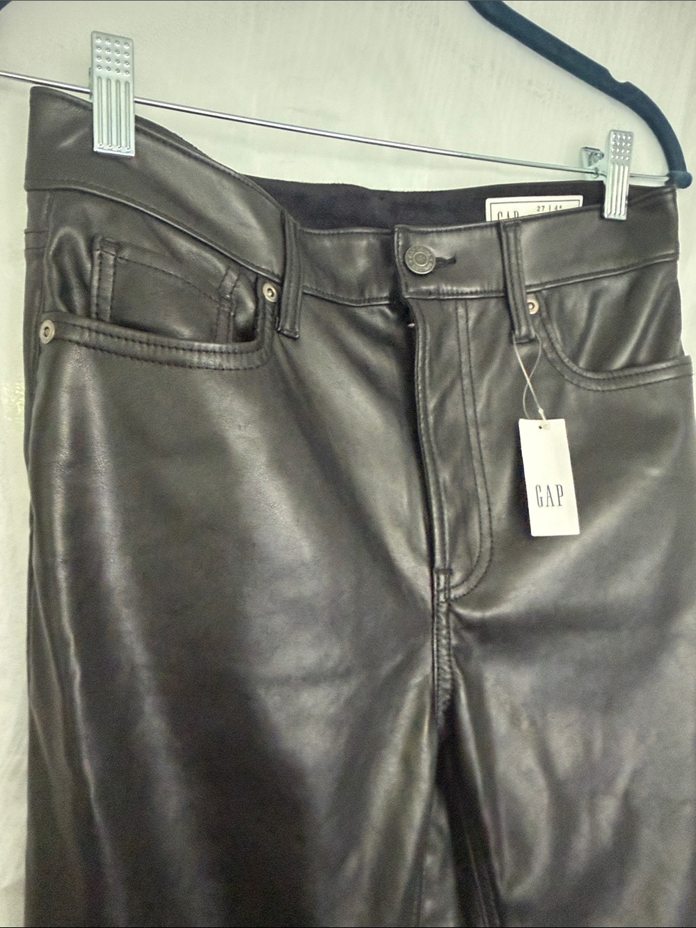 GAP Vegan Leather Cheeky Straight Pants Black High Rise NWT Size 27 / 4R - Picture 7 of 10